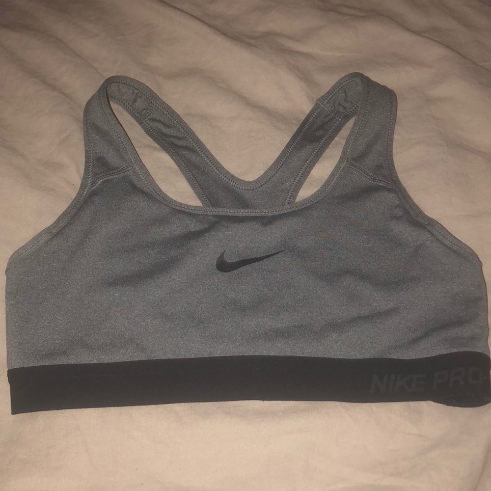 Grey Nike pro sports bra